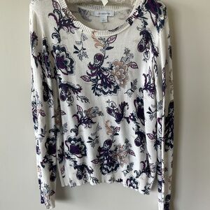 Chic Women's Floral Top - Purple and Cream